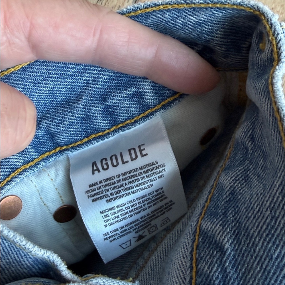 Agolde Women's Frayed Hem Jean Shorts - Light Blue - Picture 4 of 8